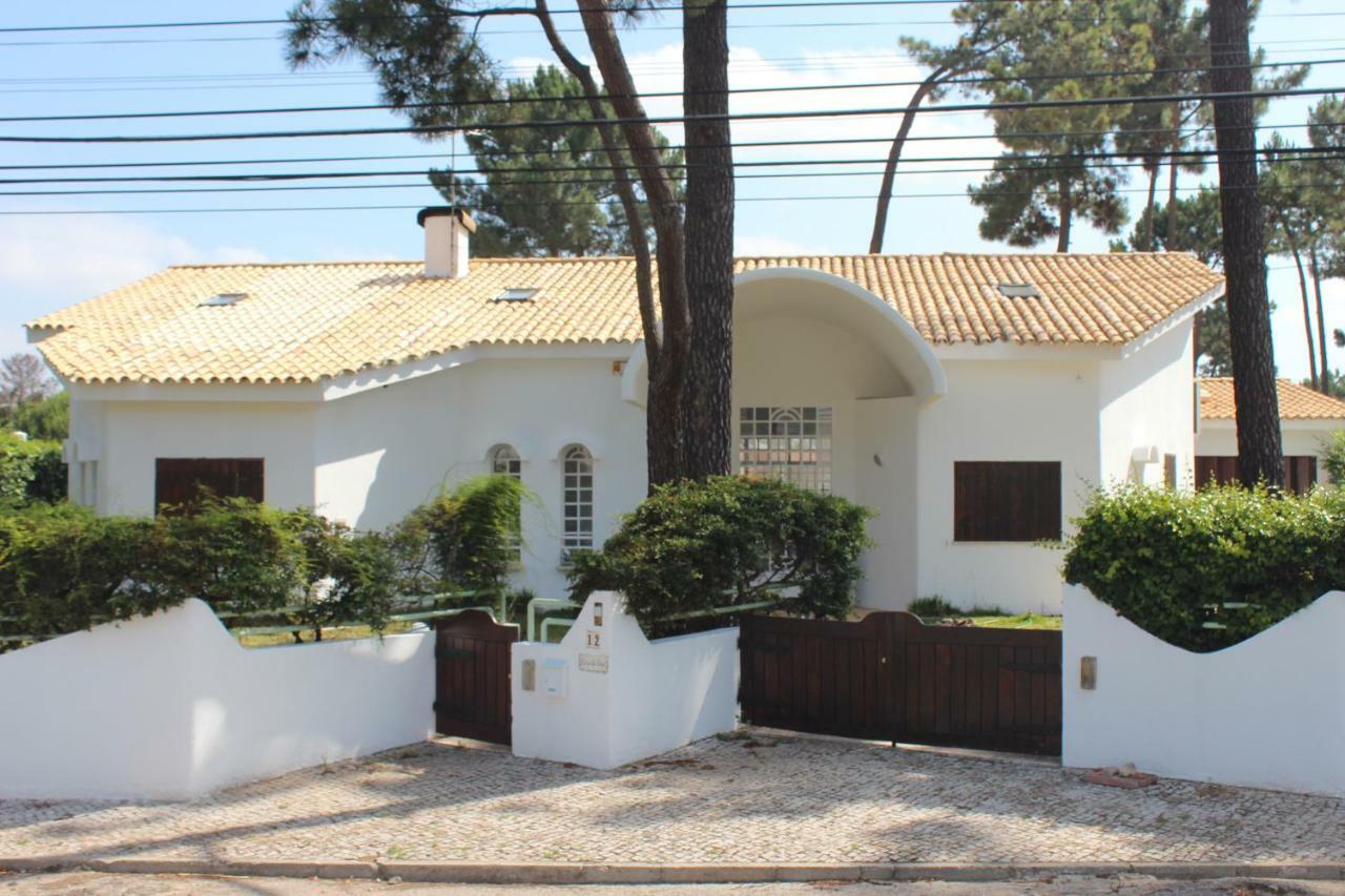 Villa Near Beach & Lisbon Corroios Εξωτερικό φωτογραφία